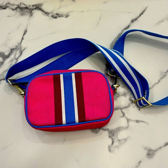 Boden cotton purse adjustable strap to make shorter or longer